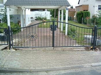Zaun- und Torkombinationen
